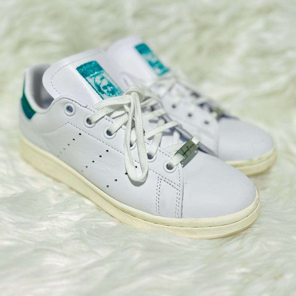 EUC ADIDAS Stan Smith x Swarovski Sneakers Men’s Size 5/Women’s 7